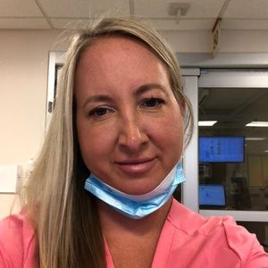 Meet your Posher, Kristin